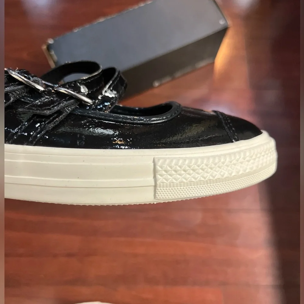 Women 7.5 Converse Dainty Mary Jane Slip Black Patent Leather Valentines Day New - Picture 12 of 16